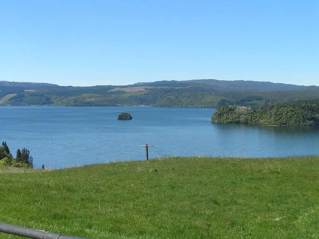 Lakefront Holiday Home Rotorua 0*,