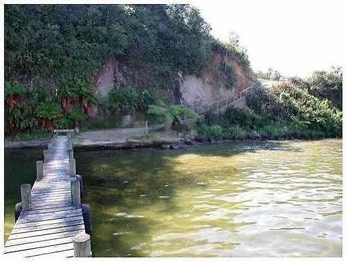 Lakefront Holiday Home Rotorua